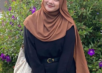 Menembus Penjara Tak Kasat Mata: Tolong Berhenti Membebani Anak Perempuan Saja!