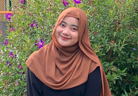 Menembus Penjara Tak Kasat Mata: Tolong Berhenti Membebani Anak Perempuan Saja!